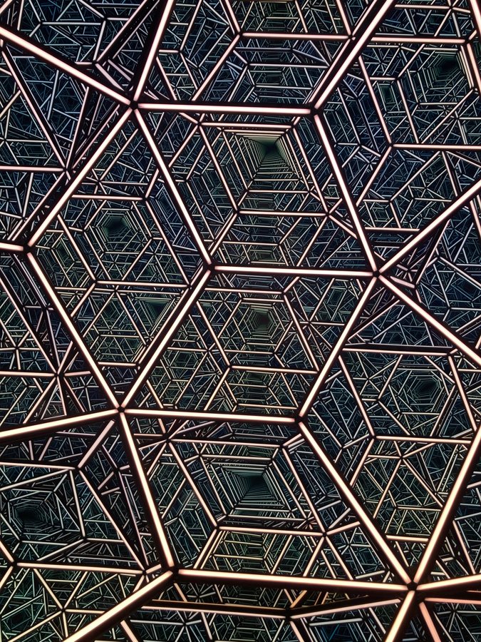Repeating geometric structures